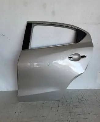 Mazda 2 Rear door D09L73010