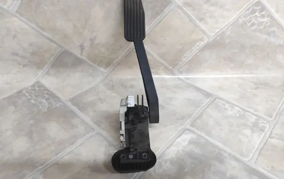Volvo S80 Accelerator throttle pedal 9496821