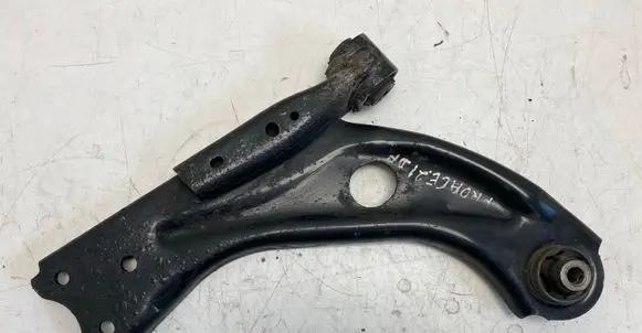 Toyota ProAce City Front lower control arm/wishbone