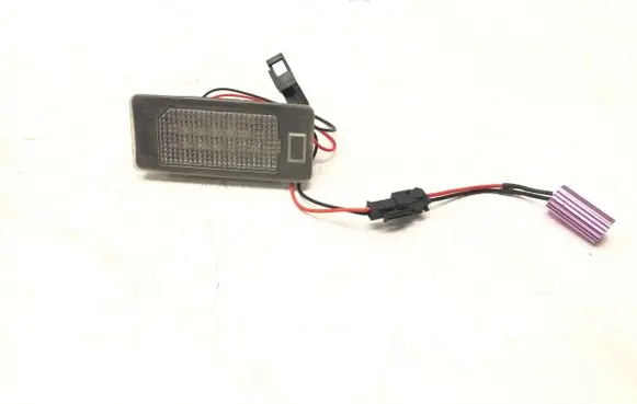 Audi A4 S4 B8 8K Number plate light E44614