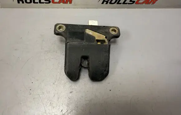 Audi A6 S6 C5 4B Tailgate/trunk/boot lock/catch/latch 827505