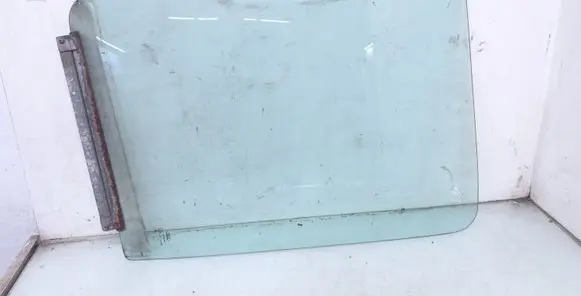 Ford Transit Front door window/glass (coupe) 