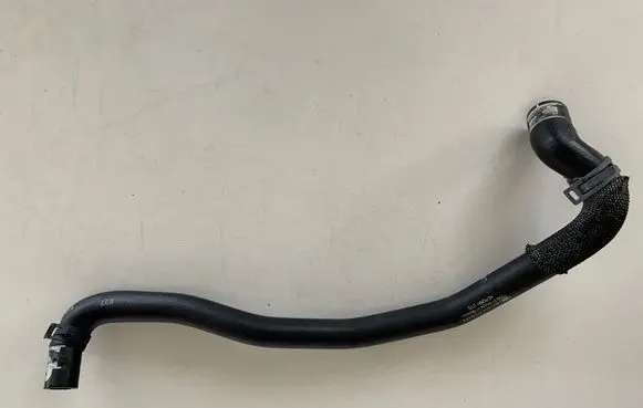 Audi Q5 SQ5 Engine coolant pipe/hose 80C819373G