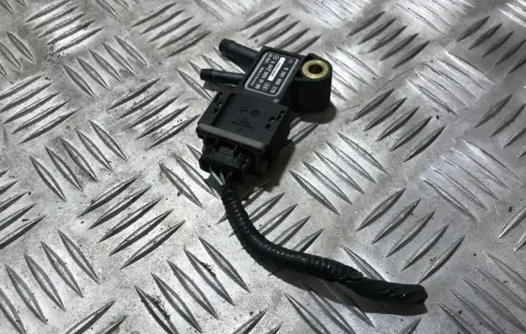 Mercedes-Benz C W203 Air pressure sensor 0281006279 a6429050100
