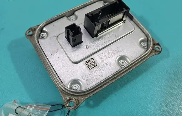 Mercedes-Benz E W212 Headlight ballast module Xenon A2129005324 IMPRK1469028