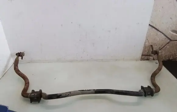 Toyota Yaris Front anti-roll bar/sway bar