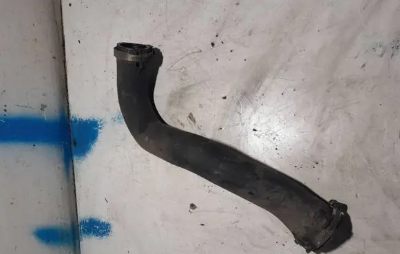 Audi Q7 4L Intercooler hose/pipe