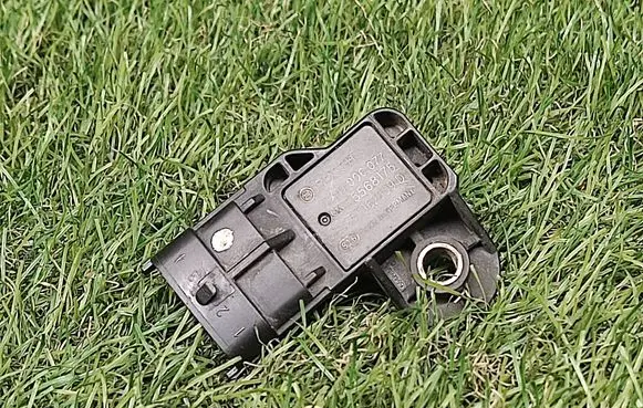 Opel Zafira C Air pressure sensor 55568175 0281006077