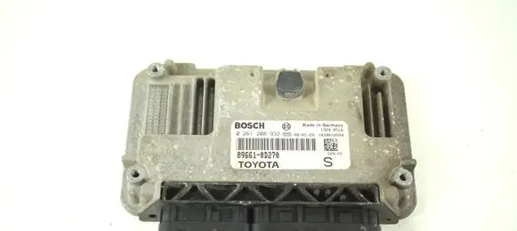 Toyota Yaris Engine control unit/module ECU 0261208932 89661-0D270