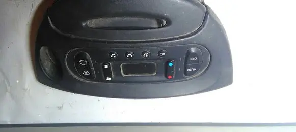 Renault Scenic I Climate control unit 7700435400