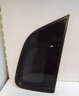 Hyundai Tucson JM Rear side window 87820-2E000