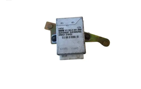BMW 5 E39 Tailgate/trunk control unit/module 8381988 61358381988