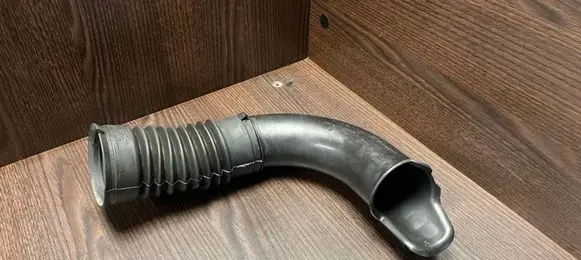 Ford Transit Air intake hose/pipe 6C119A675C