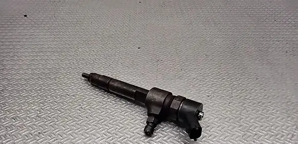 Opel Zafira B Fuel injector 0445110165
