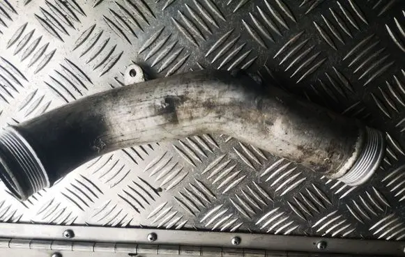 Volvo XC90 Air intake hose/pipe