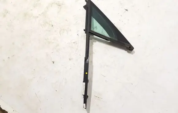 Porsche Panamera (971) Front door vent window glass four-door 971845322A