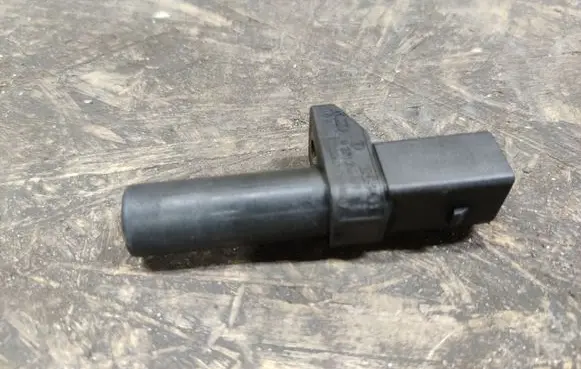 Mercedes-Benz ML W163 Crankshaft position sensor A0031532728