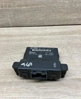 Volkswagen Golf V Gateway control module 1K0907530E 1K907951