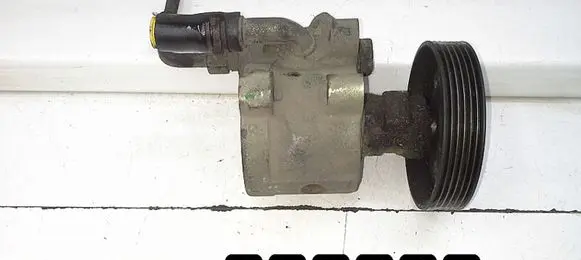 Renault Megane I Power steering pump 7700417308