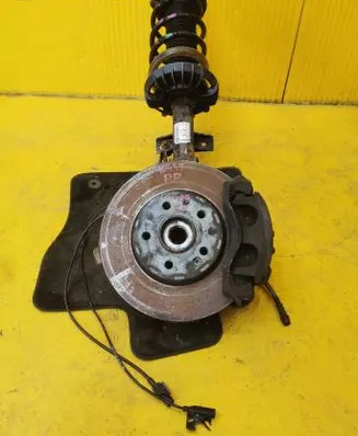 Mercedes-Benz V Class W447 Front shock absorber/damper A4473205338