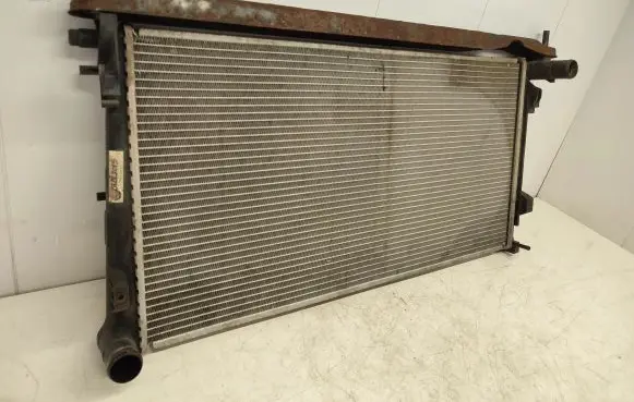 Chrysler Grand Voyager IV Coolant radiator 61018A 476118