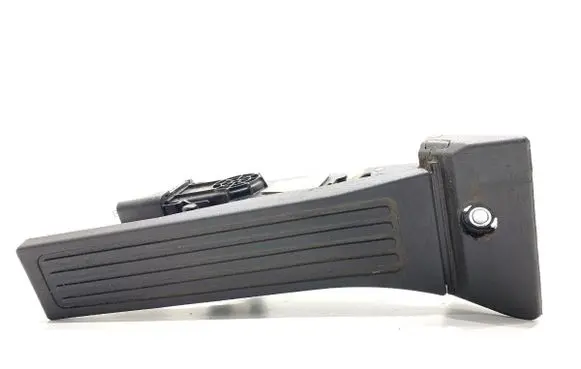 KIA Optima Accelerator throttle pedal 