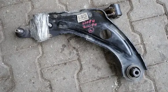 Peugeot 5008 II Front lower control arm/wishbone 