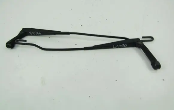 Volkswagen PASSAT B5.5 Front wiper blade arm 