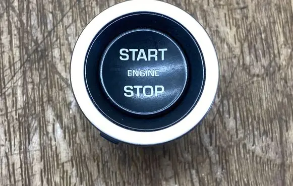 Land Rover Discovery 5 Engine start stop button switch GPLA14C376AB 551073 22102017