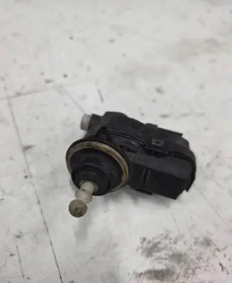 Renault Laguna II Headlight level adjustment motor 8200402521
