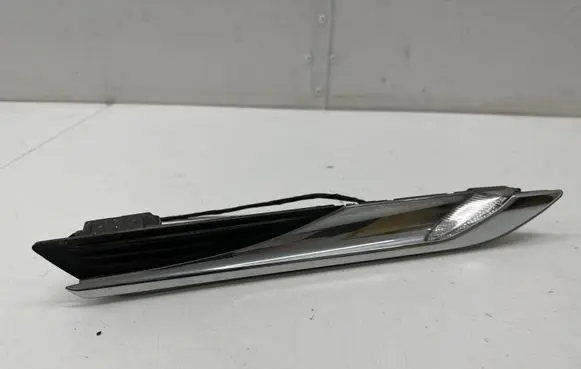 BMW 6 F12 F13 Front fender indicator light 7221860 7221862