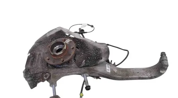 Front wheel hub