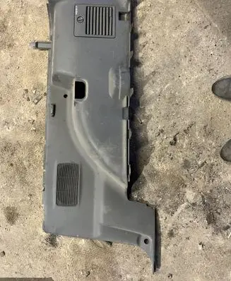 Trunk/boot lower side trim panel