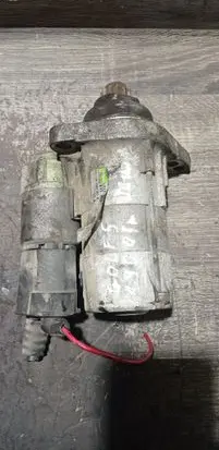 Volkswagen Golf V Starter motor 02Z911023H