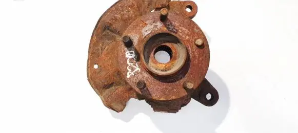 Mazda 626 Front wheel hub