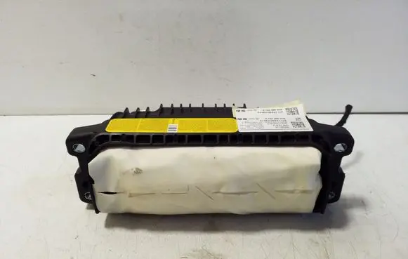 Audi Q3 8U Passenger airbag 8U0880204A