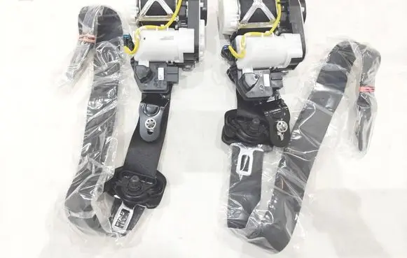 Mercedes-Benz E W213 Set of seat belts A2138601101 A2138601201 65838