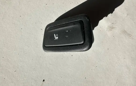 Renault Kadjar Seat heating switch