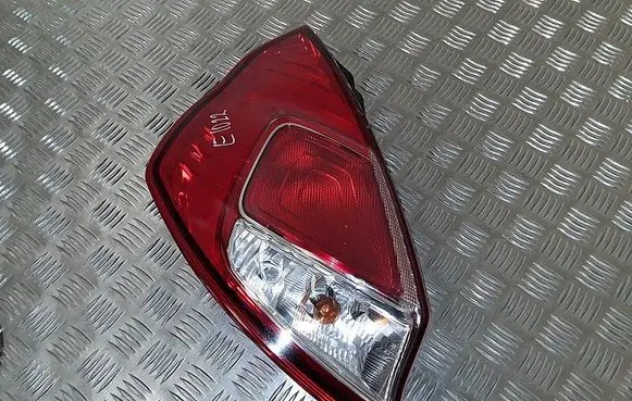 Ford Focus Rear/tail lights C1BB13405A