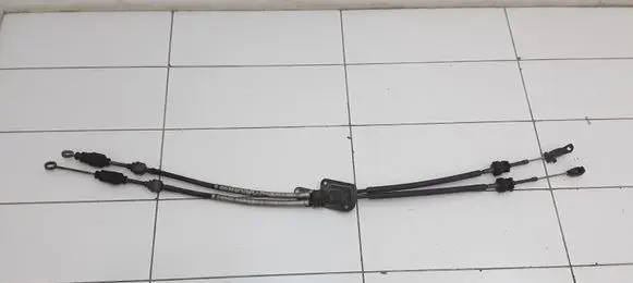 Toyota Avensis T250 Gear shift cable linkage