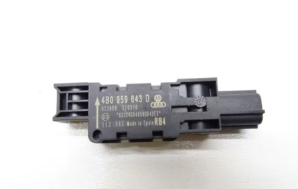 Audi A3 S3 8P Airbag deployment crash/impact sensor 4B0959643D