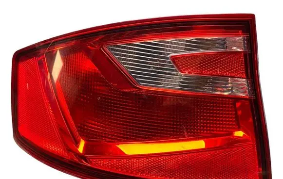 Seat Toledo IV (NH) Rear/tail lights 6JH945095B