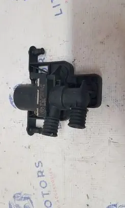 BMW 5 E60 E61 Coolant heater control valve 6920226 64116920226