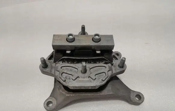 Audi Q5 SQ5 Gearbox mount 8W0399156