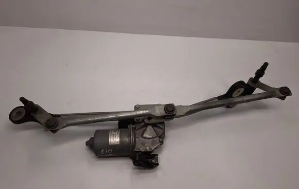 BMW X5 E70 Front wiper linkage and motor 7200510 61617200510 61614418698