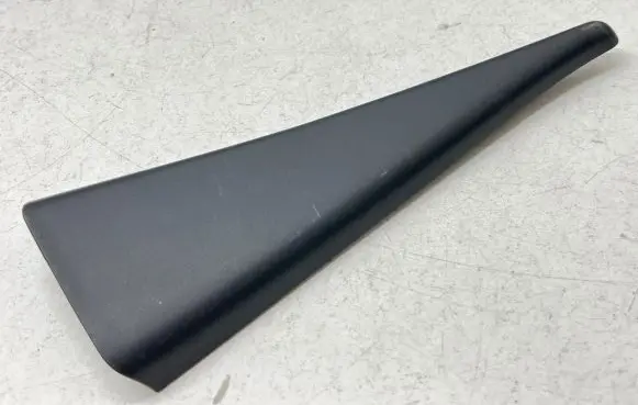 Nissan Note (E12) Other rear door trim element 822933VV0A