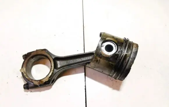 Renault Scenic I Piston with connecting rod