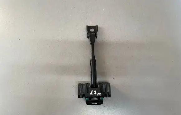 Volkswagen Touran III Front door check strap stopper 5TA837249