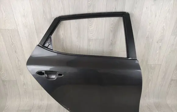 KIA Optima Rear door