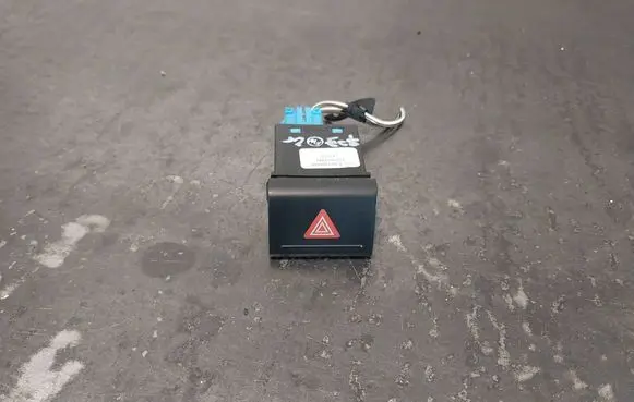 Hazard light switch